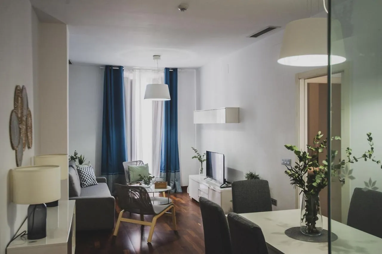 Azz Sevilla Torre De La Plata Apartamentos Apartment
