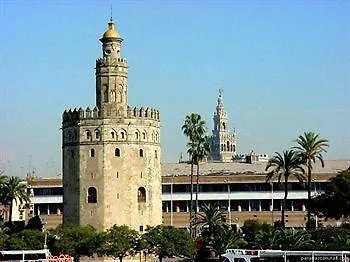 Azz Sevilla Torre De La Plata Apartamentos Apartment